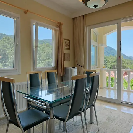 Βίλα Private Pool With Garden & Forest View