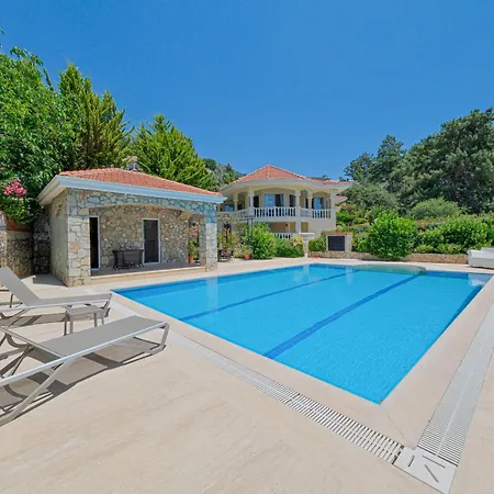Private Pool With Garden & Forest View Φετιγιέ