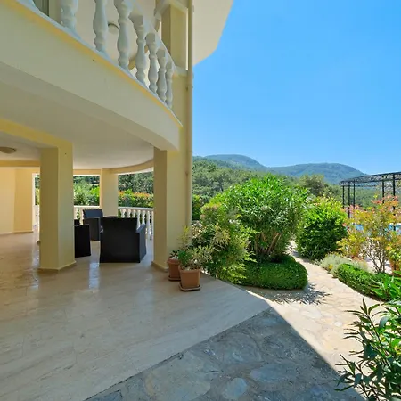 Private Pool With Garden & Forest View Βίλα *