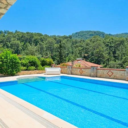 Βίλα Private Pool With Garden & Forest View